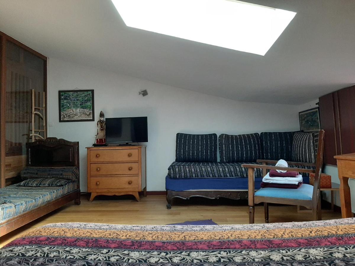 Chambres D'Hotes Le Petit Siam : Le Calme En Centre Ville Clermont-Ferrand Exterior foto